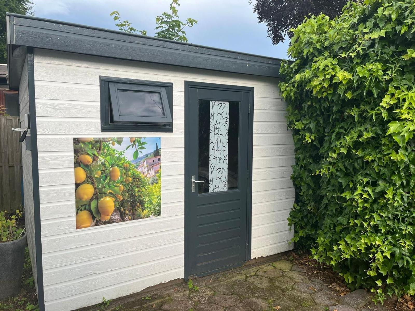 فيلا Leuk Chalet Te Huur In Putten, Honden Van Harte Welkom, Alleen Voor Recreatie المظهر الخارجي الصورة